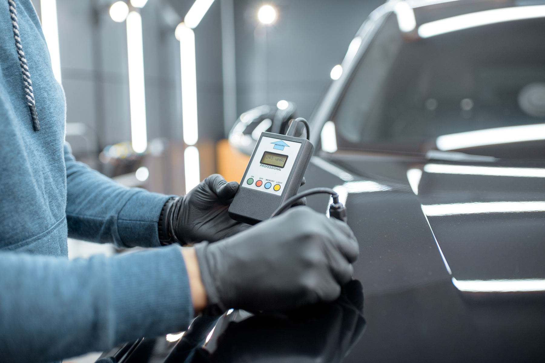 measuring paint cover thickness of the car body at 2023 11 27 04 58 19 utc.jpg